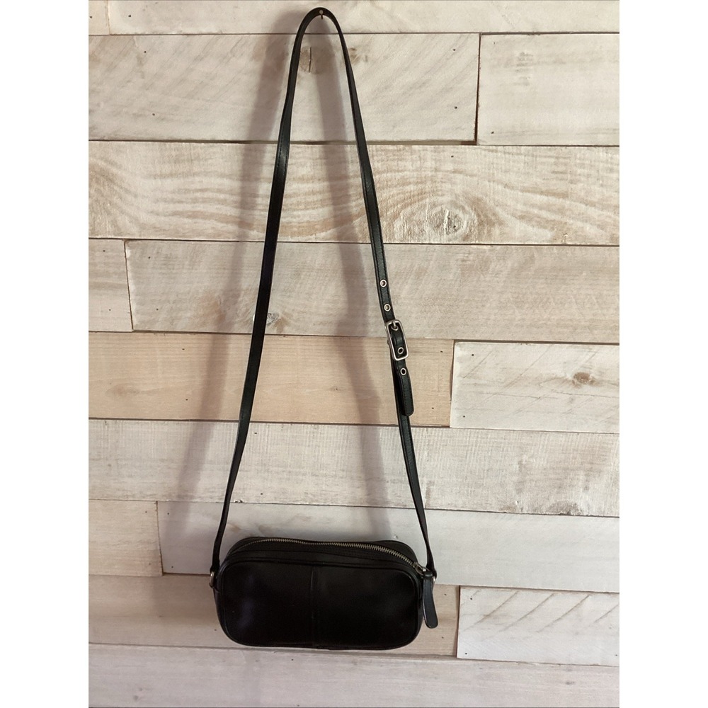 Vintage Coach Black Leather Legacy West  Crossbody/Camara Bag M23-9589
